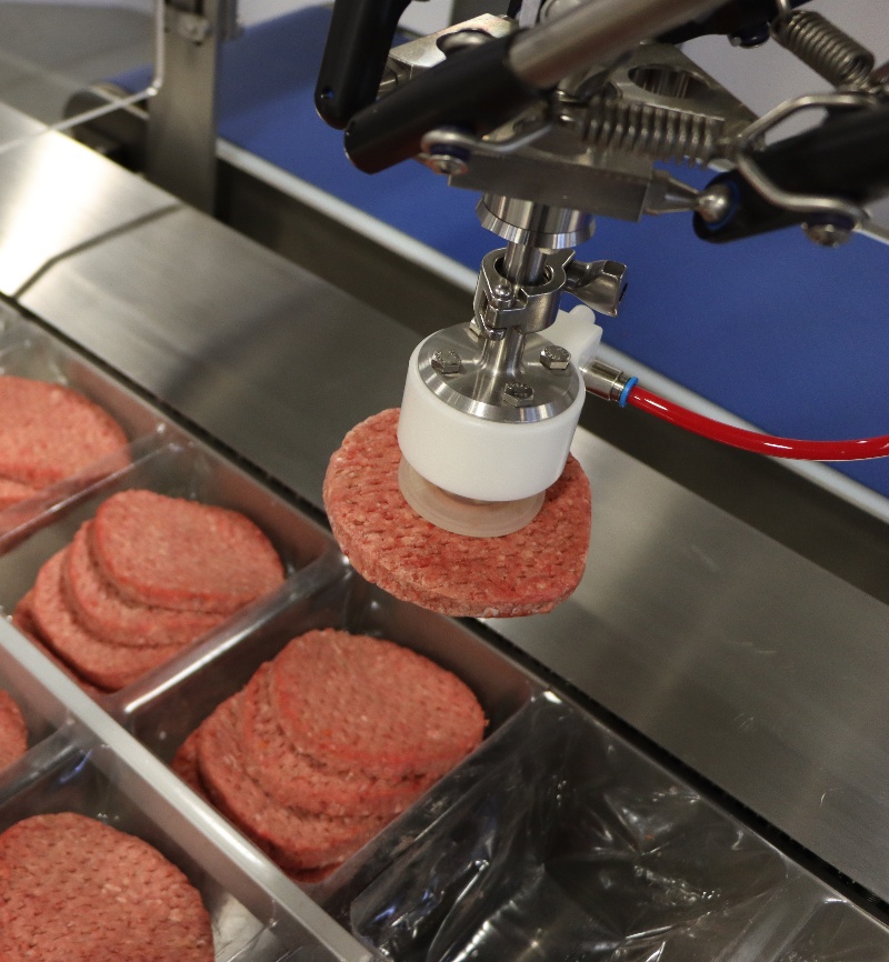 thermoformer-loading-burgers